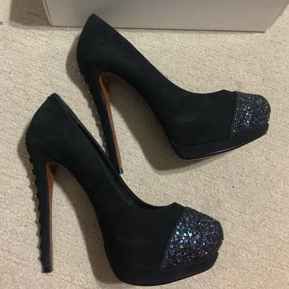 Schutz Pumps